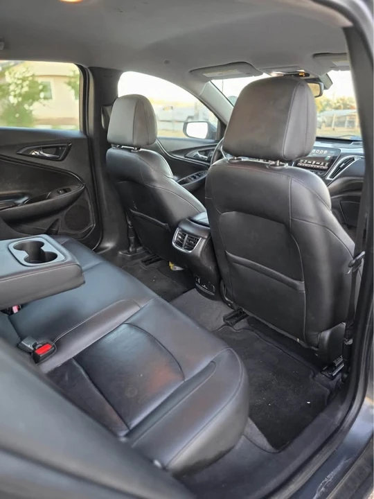 2017 Chevrolet Malibu - Image 9 of 12