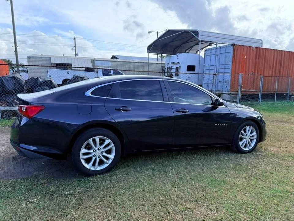 2017 Chevrolet Malibu - Image 7 of 18