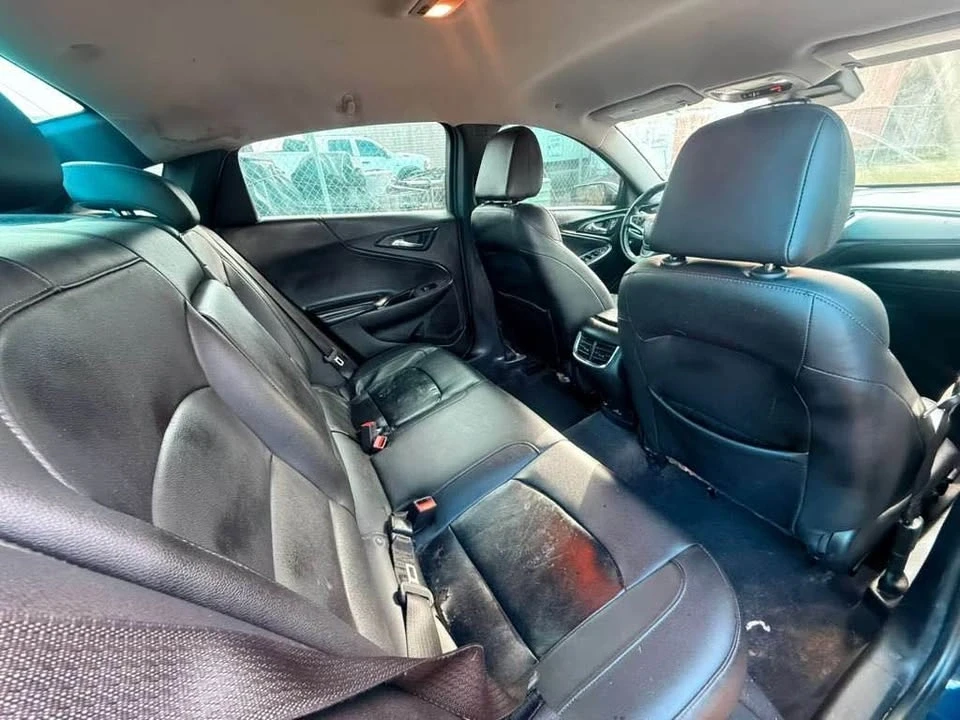 2017 Chevrolet Malibu - Image 9 of 18