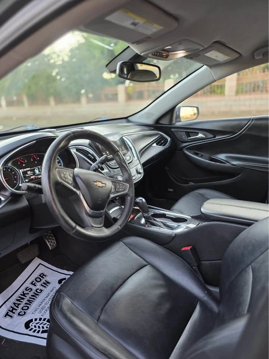 2017 Chevrolet Malibu - Image 10 of 12
