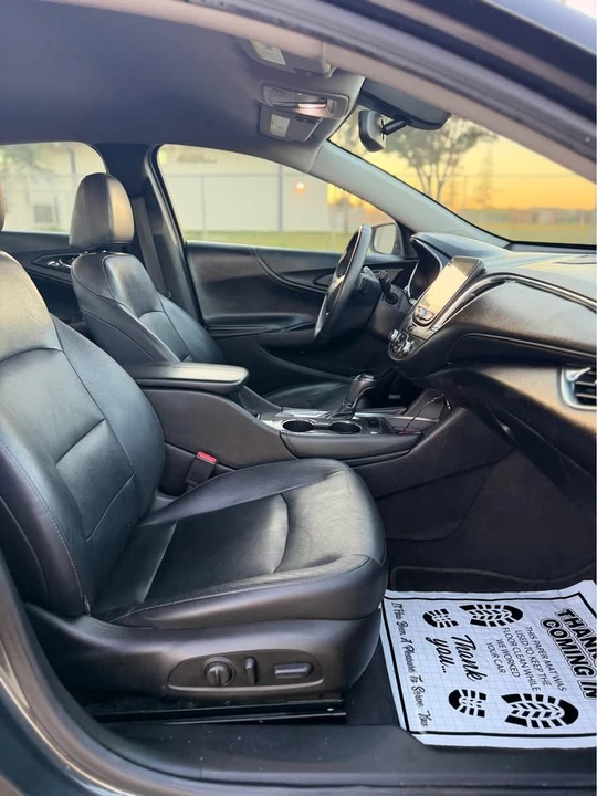 2017 Chevrolet Malibu - Image 15 of 18