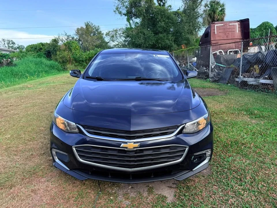 2017 Chevrolet Malibu - Image 13 of 18