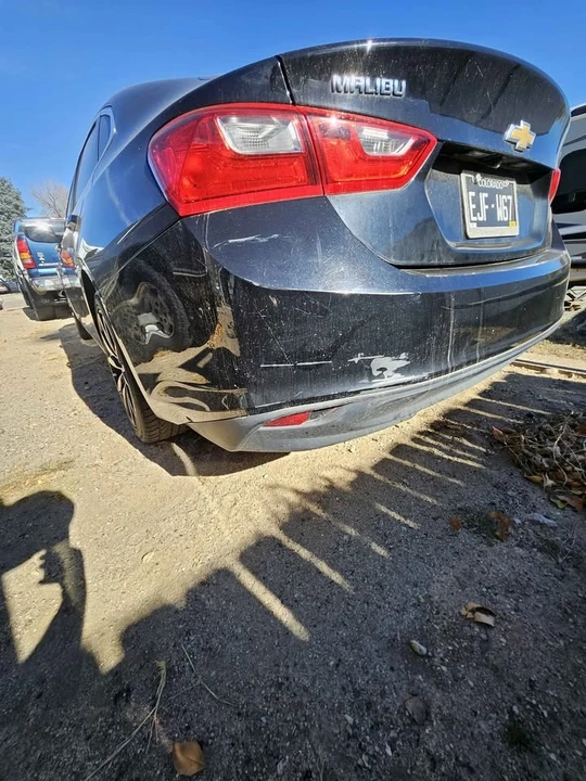 2017 Chevrolet Malibu - Image 5 of 10