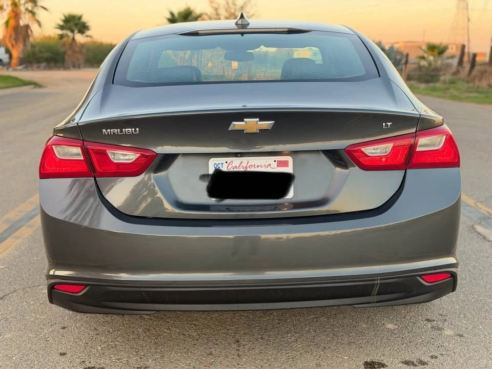2017 Chevrolet Malibu - Image 6 of 18