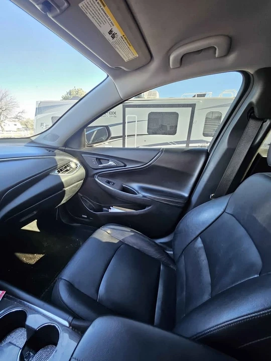 2017 Chevrolet Malibu - Image 7 of 10