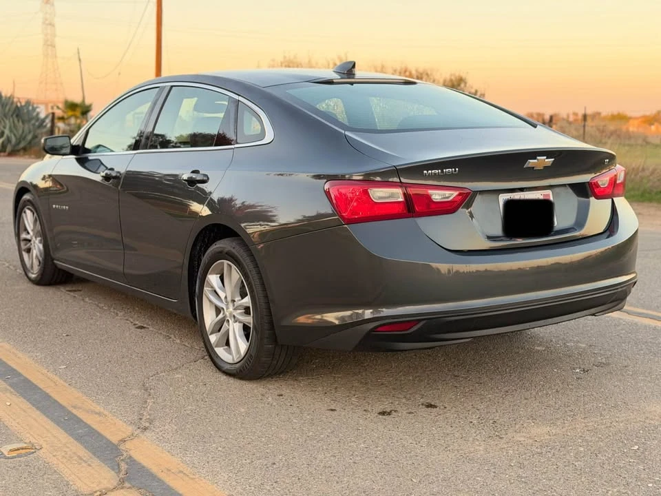 2017 Chevrolet Malibu - Image 7 of 18
