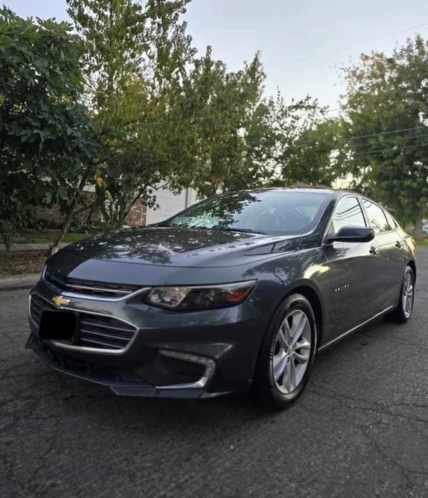 2017 Chevrolet Malibu - Image 2 of 6