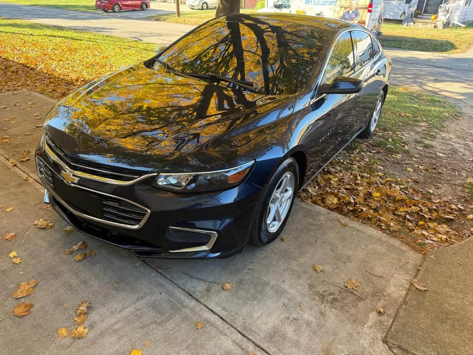 2017 Chevrolet Malibu - Image 6 of 18
