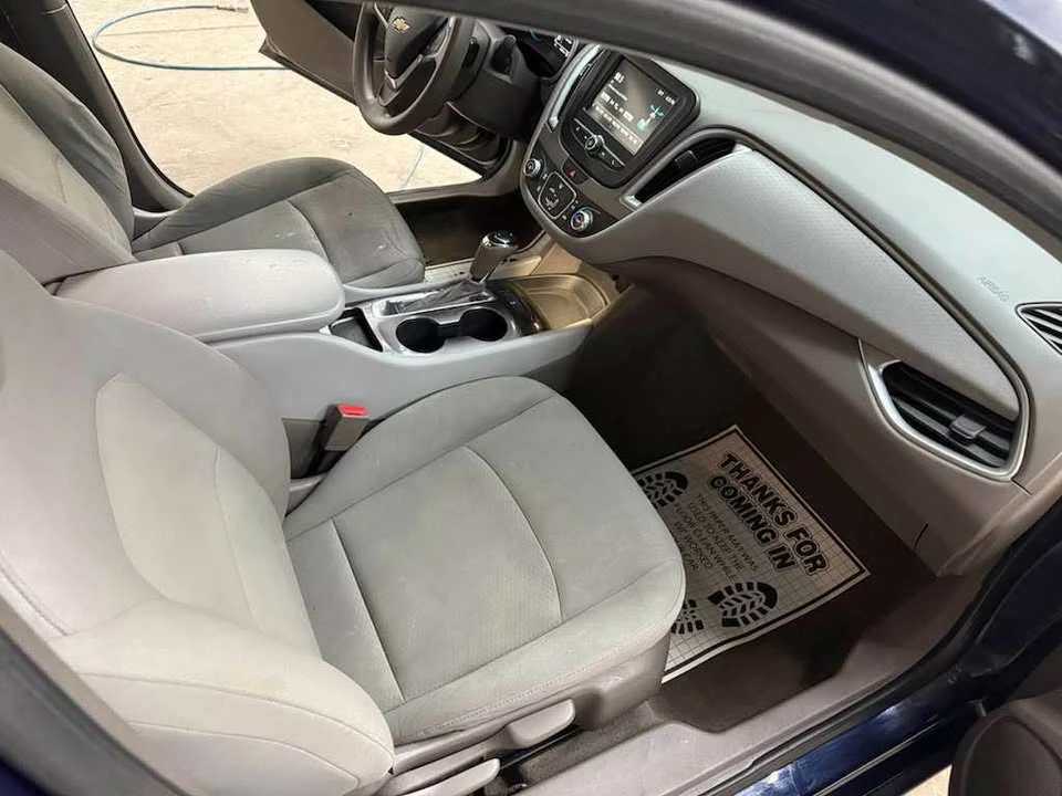 2017 Chevrolet Malibu - Image 13 of 18