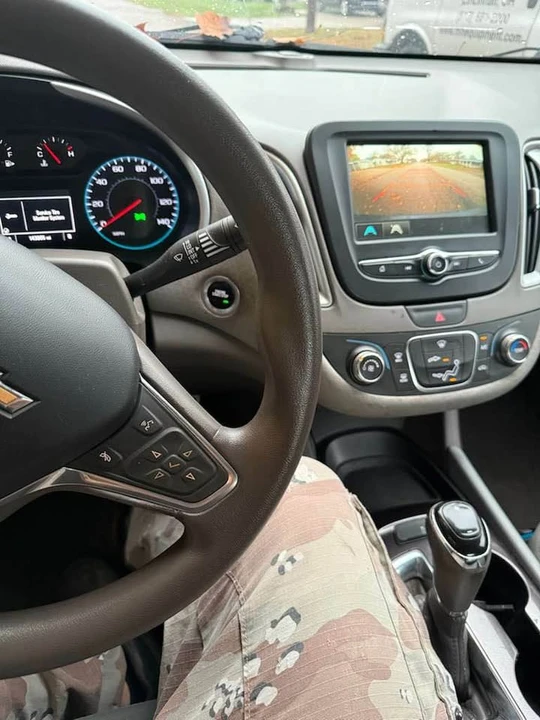 2017 Chevrolet Malibu - Image 10 of 18