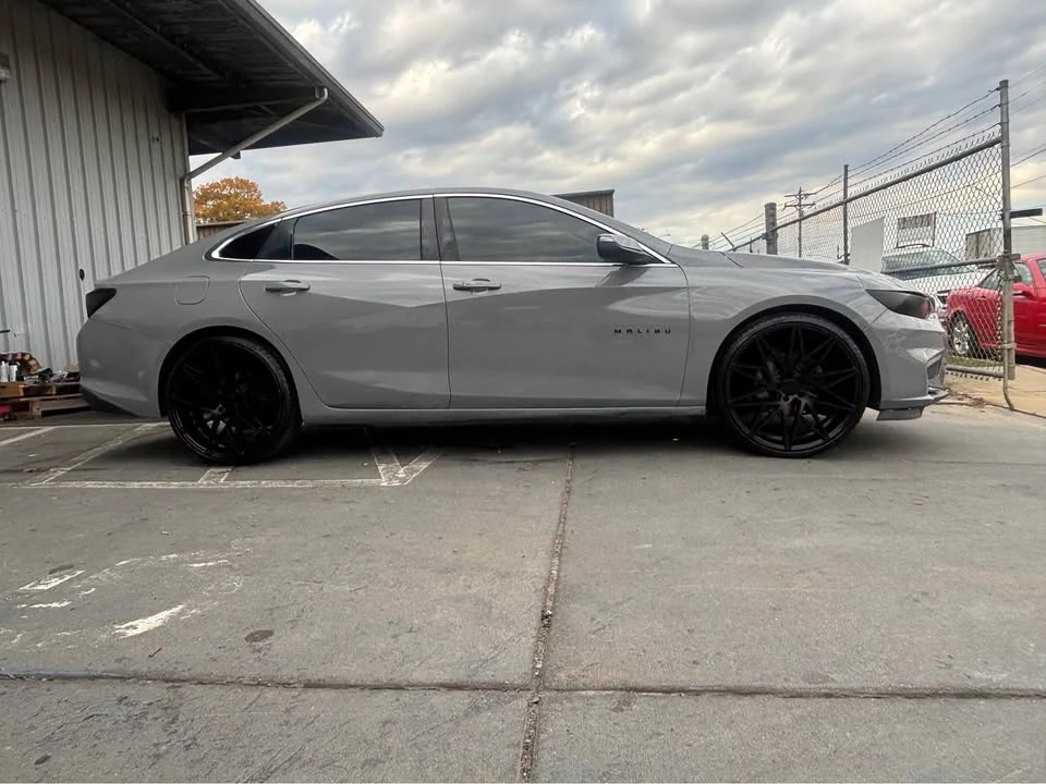 2017 Chevrolet Malibu - Image 4 of 8