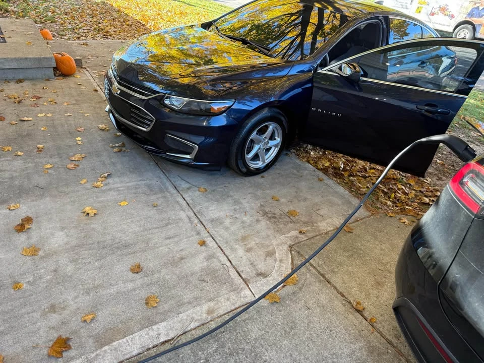 2017 Chevrolet Malibu - Image 7 of 18