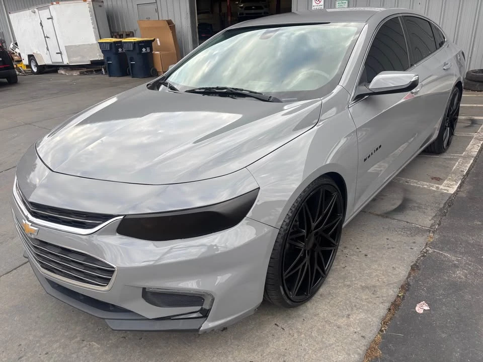 2017 Chevrolet Malibu - Image 2 of 8