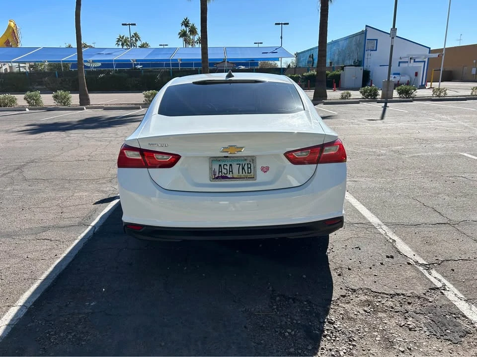 2017 Chevrolet Malibu - Image 6 of 12