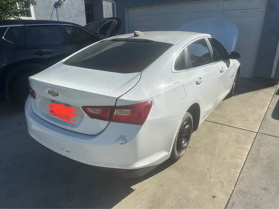 2017 Chevrolet Malibu - Image 3 of 8