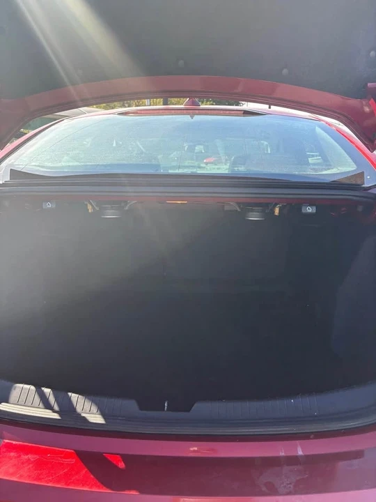 2017 Chevrolet Malibu - Image 9 of 12