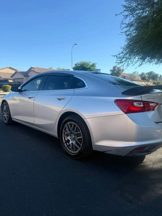 2017 Chevrolet Malibu - Image 4 of 6
