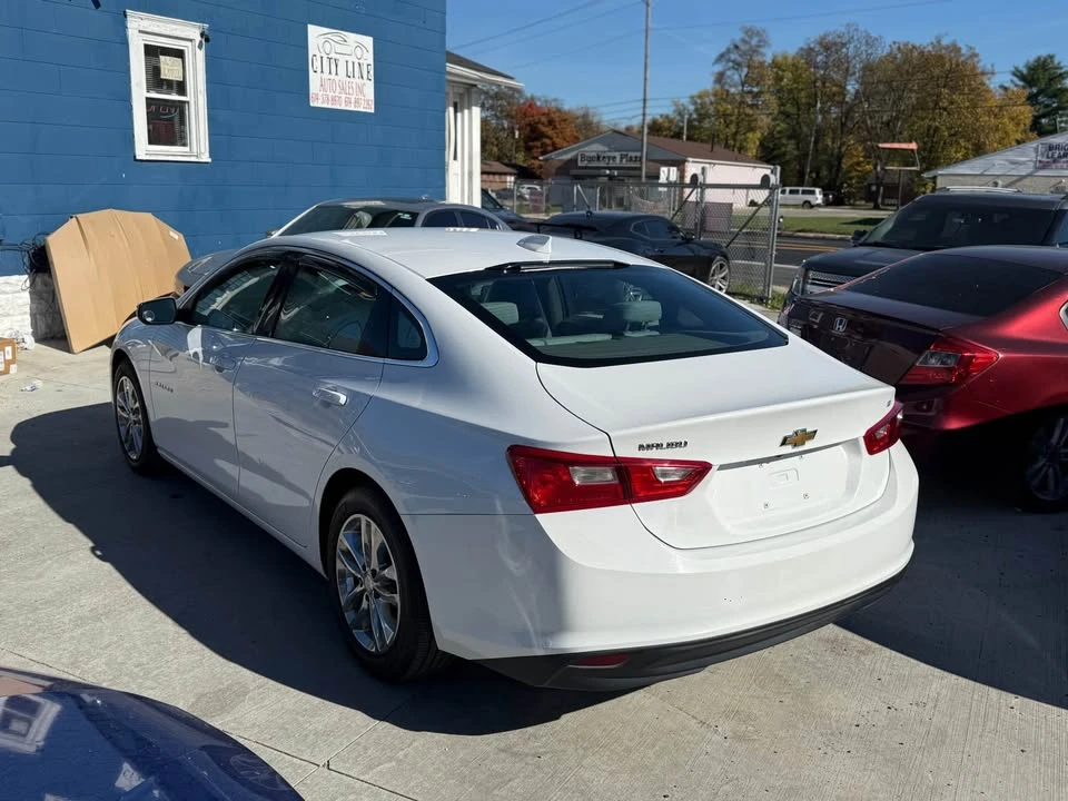 2017 Chevrolet Malibu - Image 3 of 11
