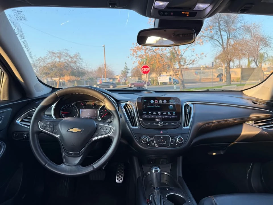 2017 Chevrolet Malibu - Image 4 of 8