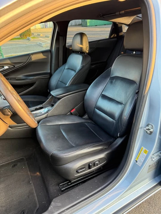 2017 Chevrolet Malibu - Image 6 of 8