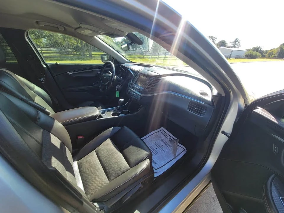 2017 Chevrolet Malibu - Image 11 of 18