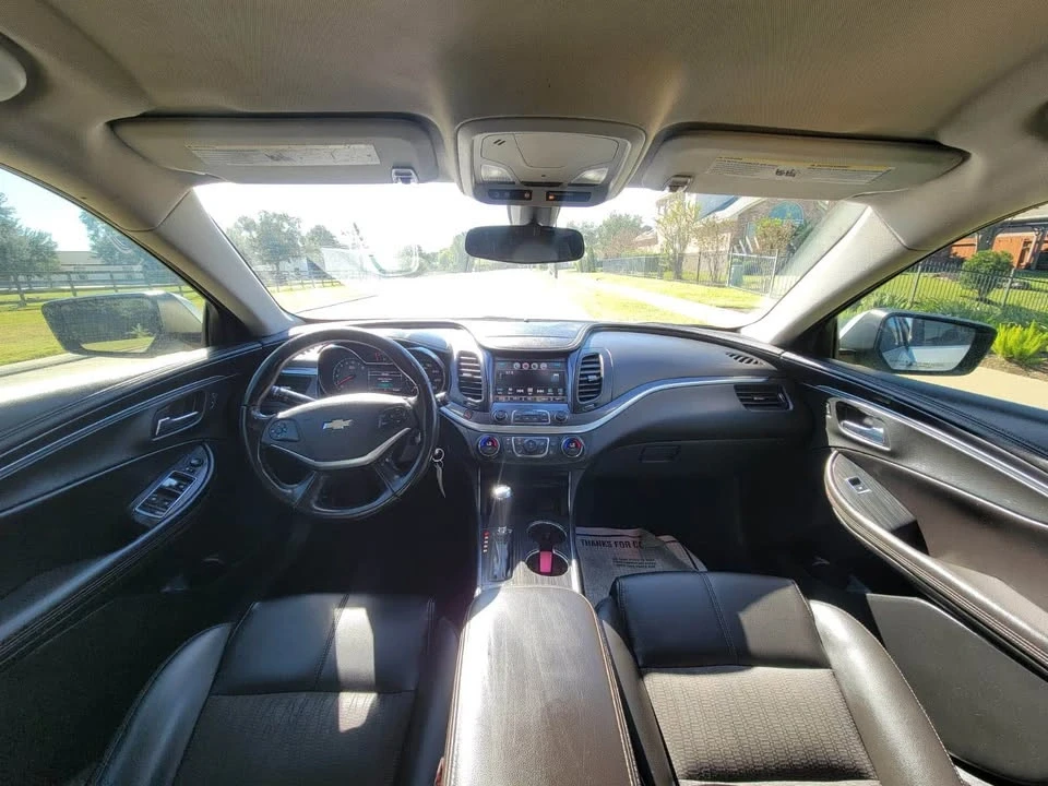 2017 Chevrolet Malibu - Image 9 of 18