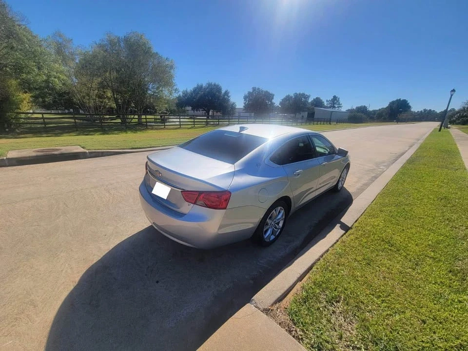 2017 Chevrolet Malibu - Image 5 of 18