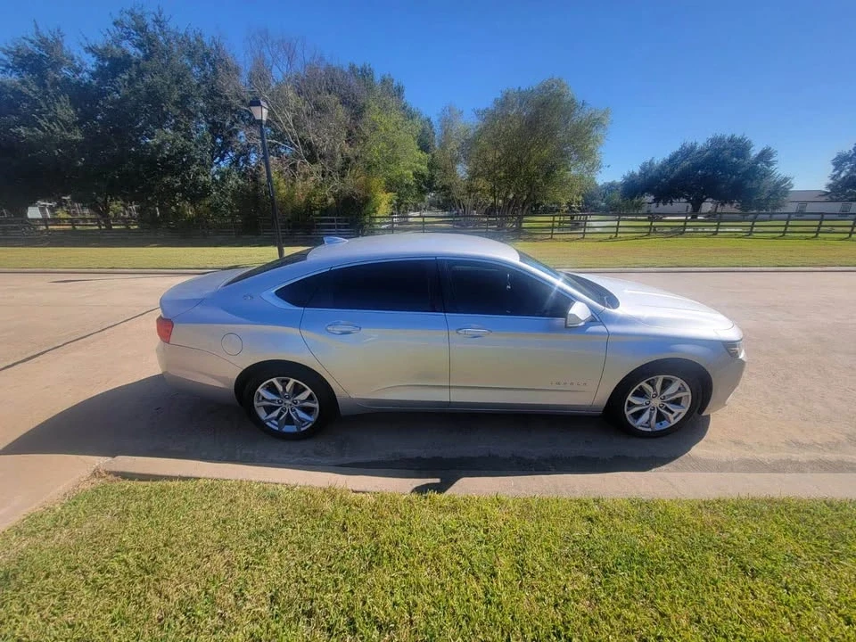 2017 Chevrolet Malibu - Image 6 of 18