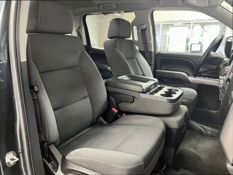 2017 Chevrolet Silverado 2nd Gen - Image 5 of 13