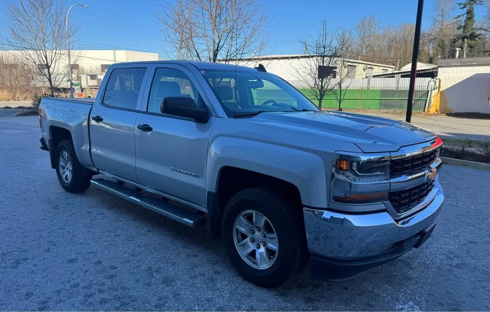 2017 Chevrolet Silverado 3rd Gen - Image 5 of 16