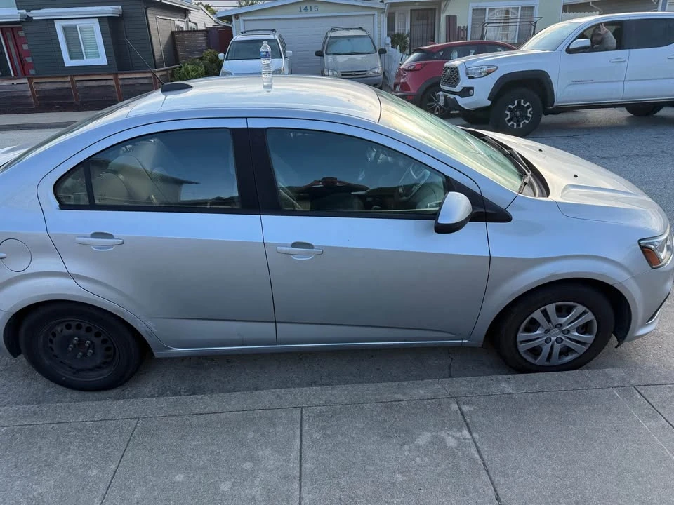 2017 Chevrolet Aveo/Sonic - Image 2 of 4