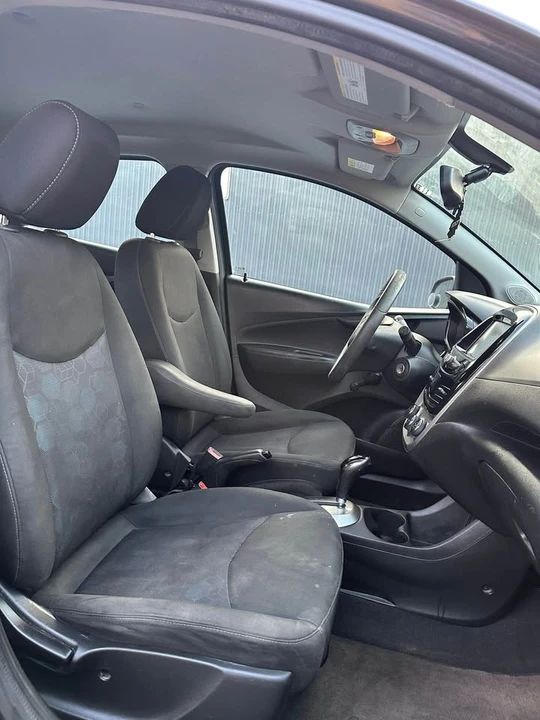 2017 Chevrolet Spark - Image 8 of 15