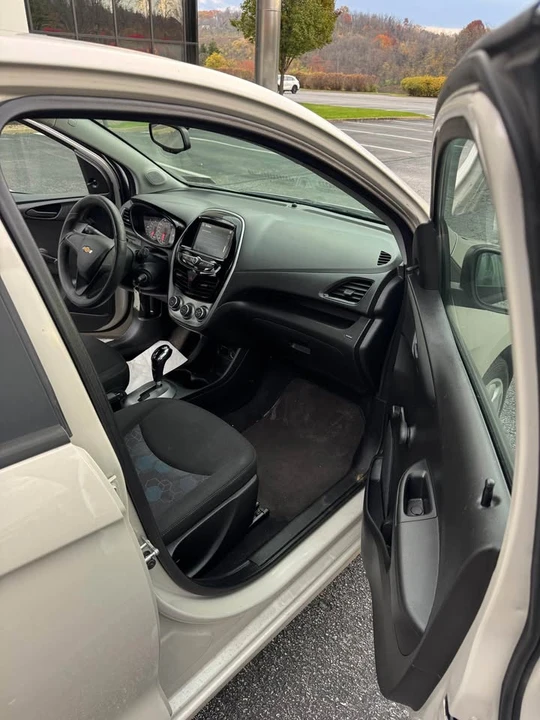 2017 Chevrolet Spark - Image 12 of 17