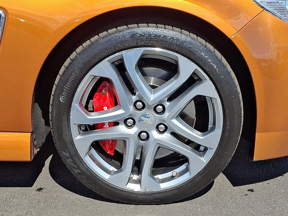 2017 Chevrolet SS - Image 2 of 11
