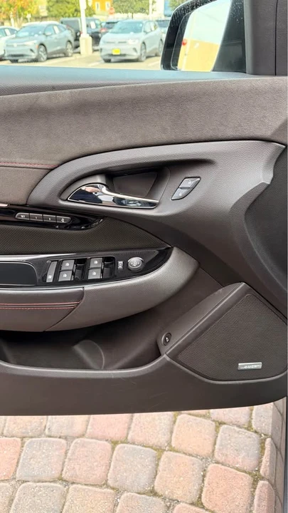 2017 Chevrolet SS - Image 7 of 12