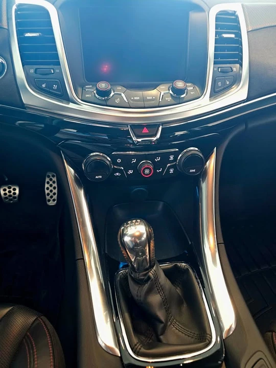 2017 Chevrolet SS - Image 6 of 9