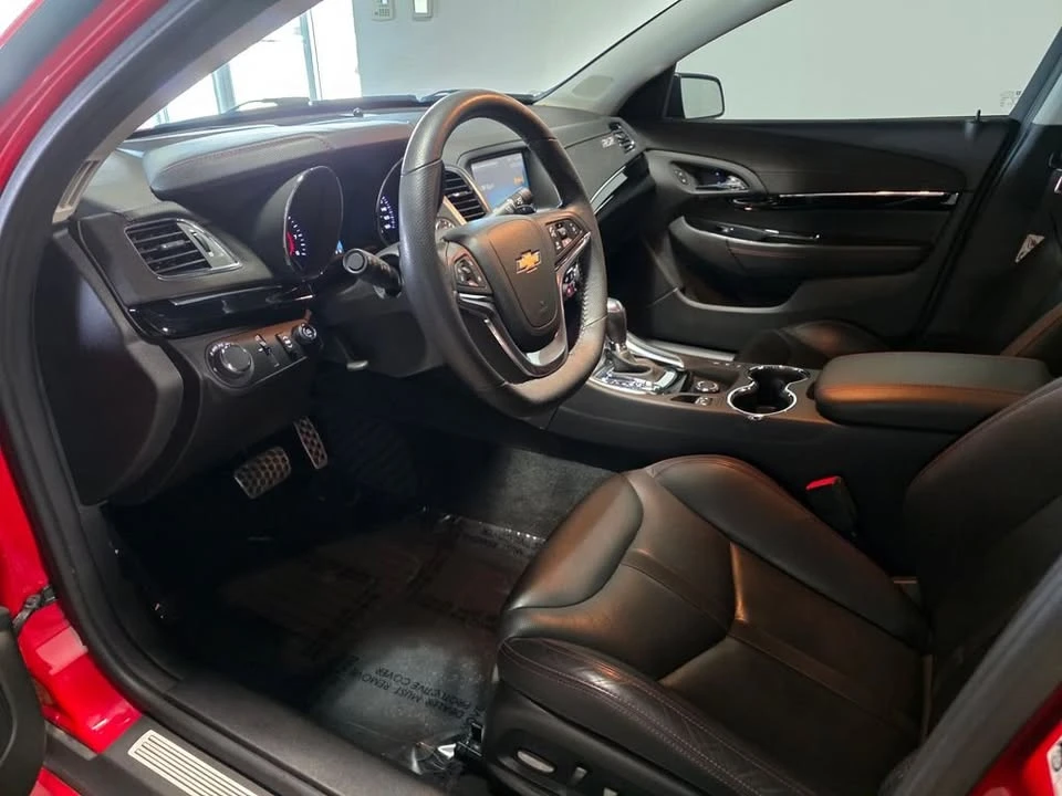 2017 Chevrolet SS - Image 10 of 18