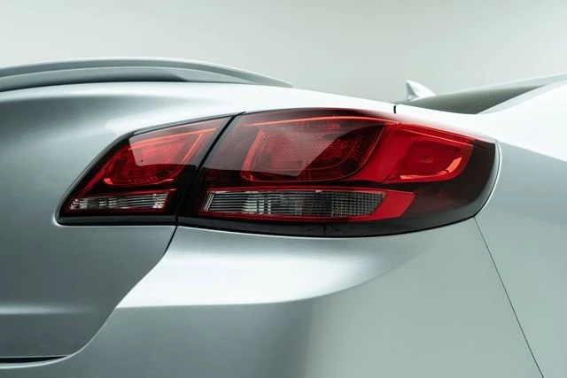 2017 Chevrolet SS - Image 11 of 20