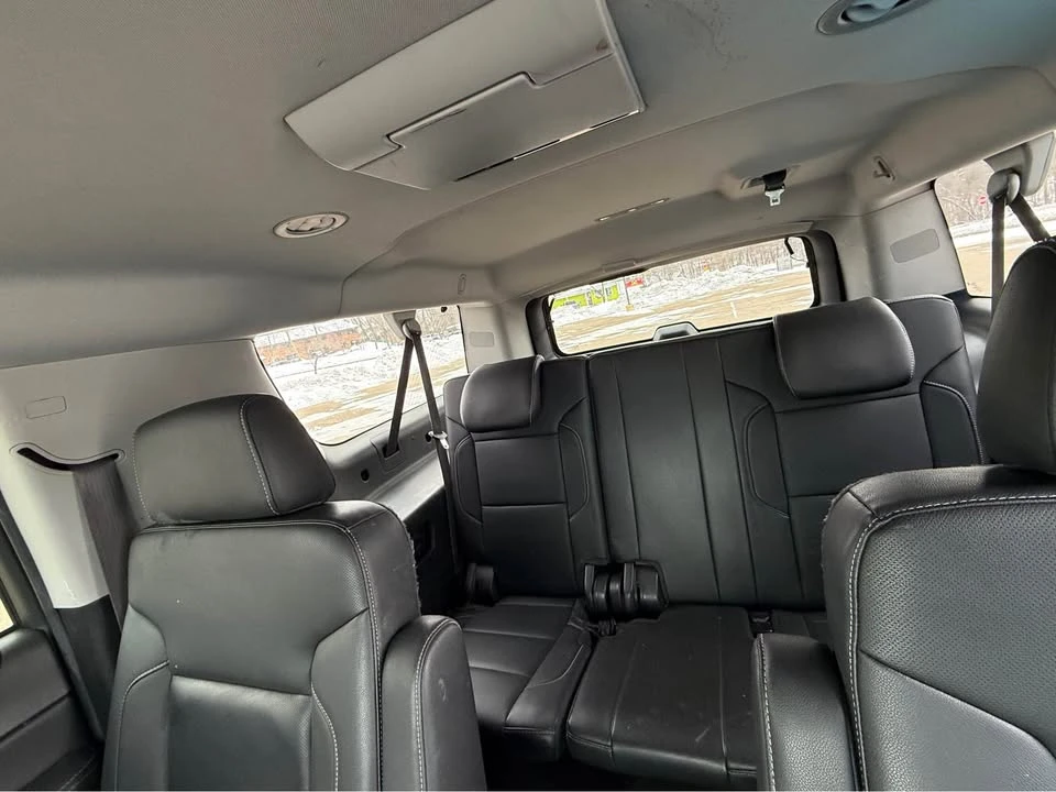 2017 Chevrolet Suburban 11th Gen - Image 9 of 12
