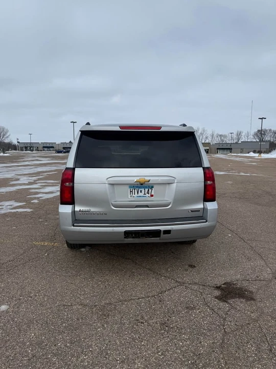 2017 Chevrolet Suburban 11th Gen - Image 5 of 12
