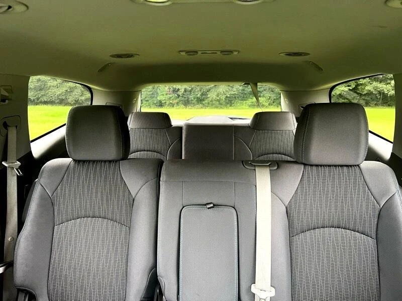 2017 Chevrolet Traverse - Image 18 of 20