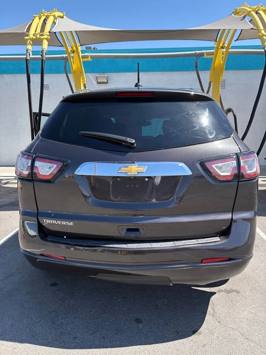 2017 Chevrolet Traverse - Image 4 of 8