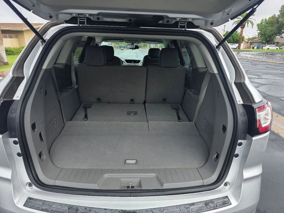 2017 Chevrolet Traverse - Image 17 of 20