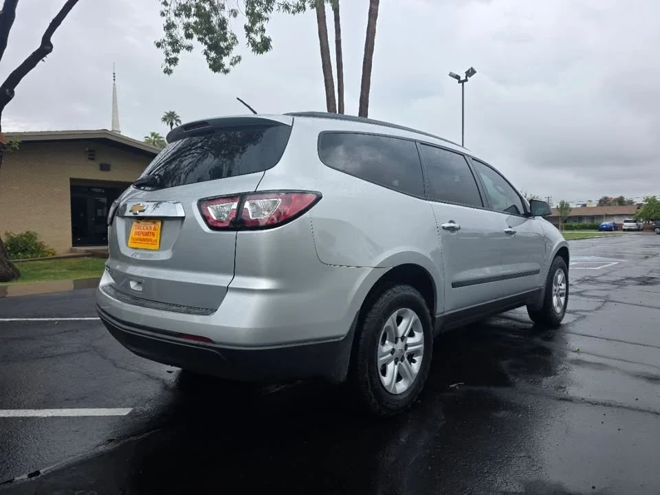 2017 Chevrolet Traverse - Image 8 of 20
