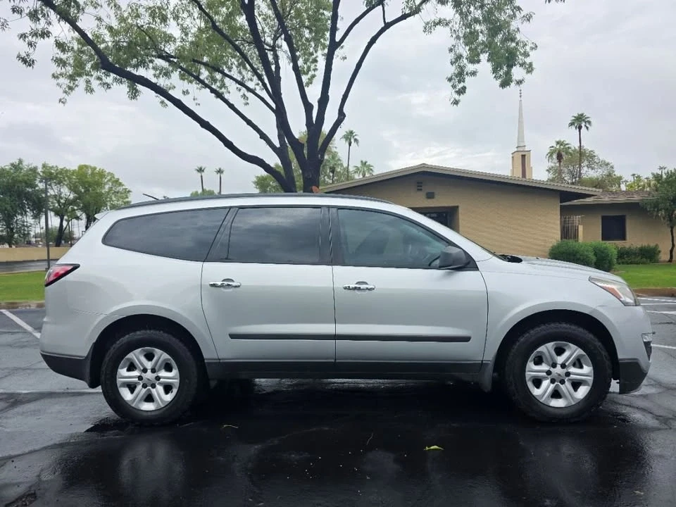 2017 Chevrolet Traverse - Image 3 of 20