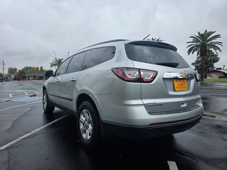 2017 Chevrolet Traverse - Image 7 of 17