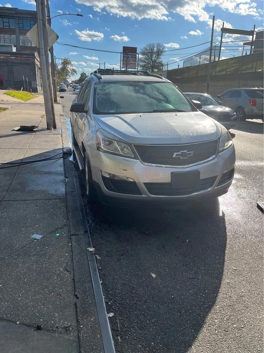 2017 Chevrolet Traverse - Image 3 of 8