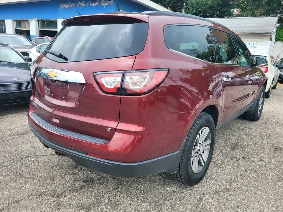 2017 Chevrolet Traverse - Image 4 of 9