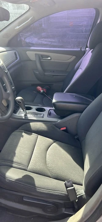2017 Chevrolet Traverse - Image 2 of 6