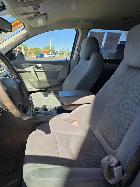2017 Chevrolet Traverse - Image 3 of 7